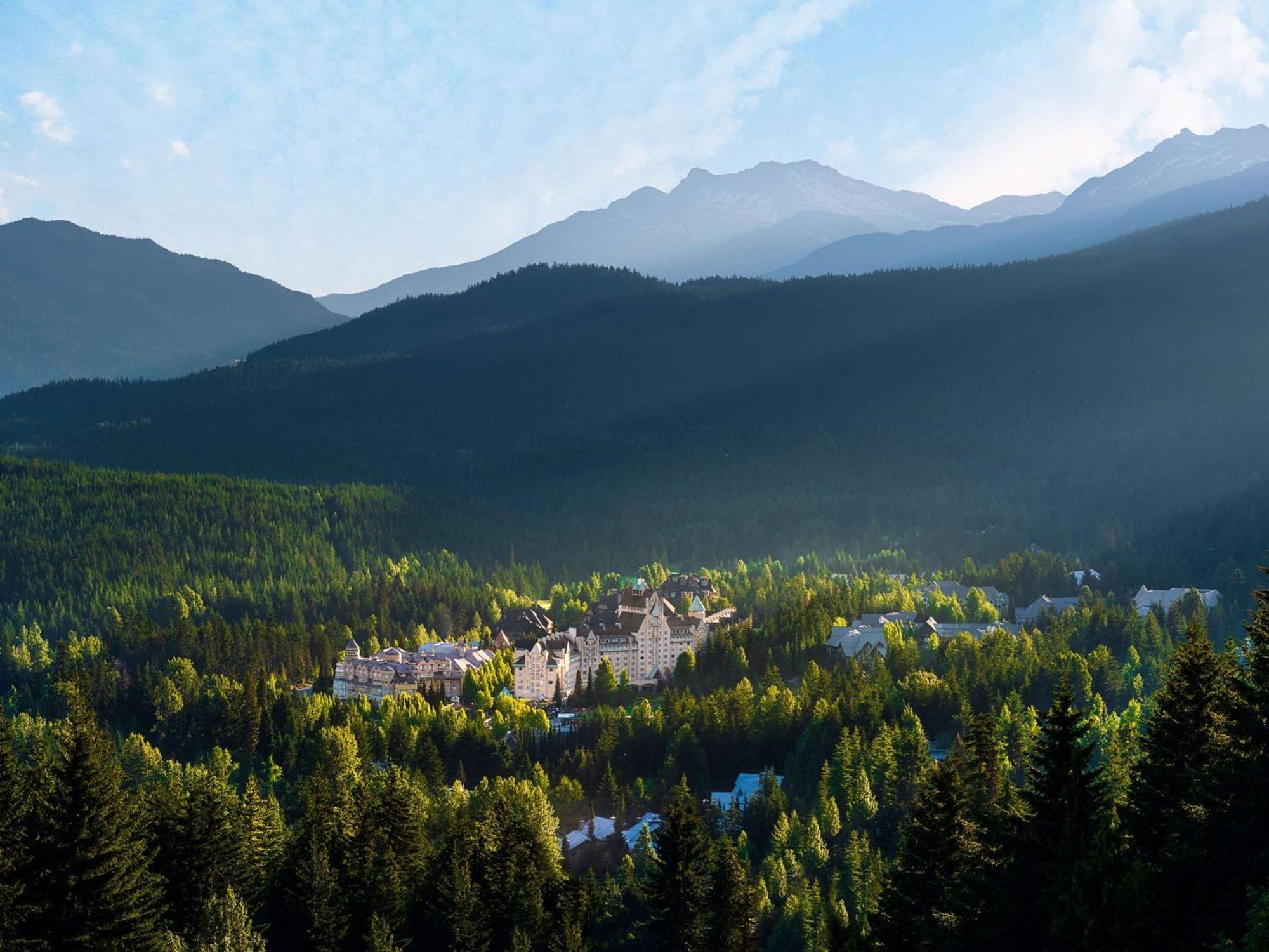 Fairmont Chateau Whistler Kültér fotó